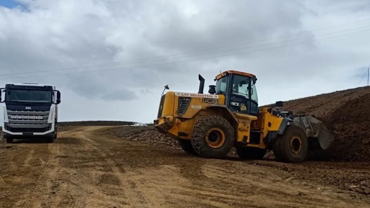 Çat Belediyesi'nden hizmette bahar seferberliği