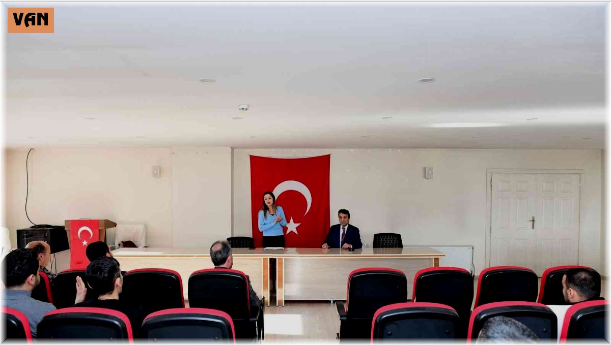 Çatak Belediye personeli işaret dili eğitimi alıyor