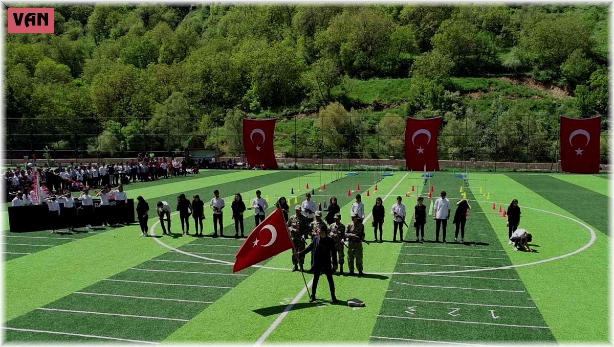 Çatak'ta 19 Mayıs Atatürk'ü Anma, Gençlik ve Spor Bayramı coşkusu