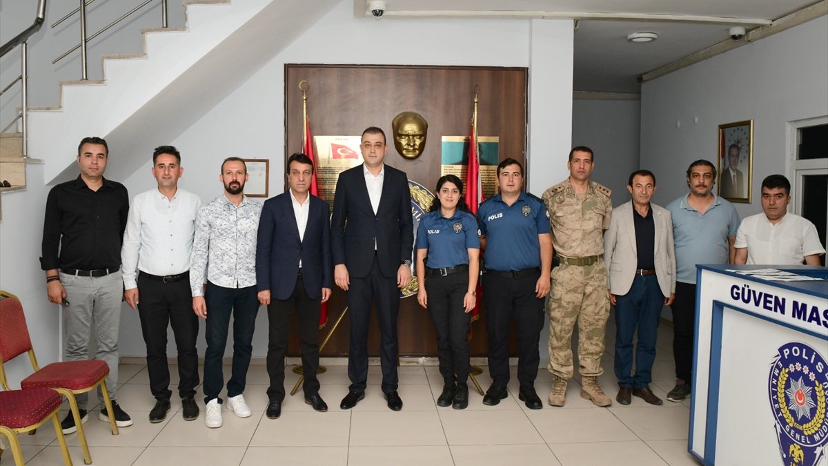 Çatak'ta bayramlaşma programı düzenlendi