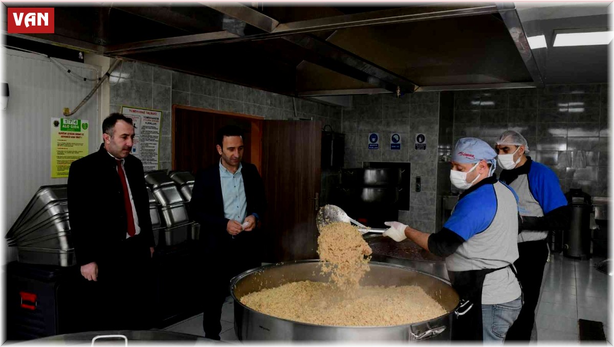 Çatak'ta her kademede okuyan öğrenciye ücretsiz yemek