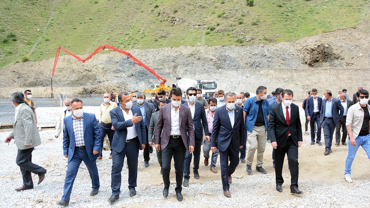 Çatak'ta küçük sanayi sitesi ve eğitim tesislerinin temeli atıldı