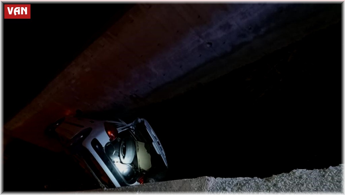 Çatak'ta trafik kazası: 2 yaralı