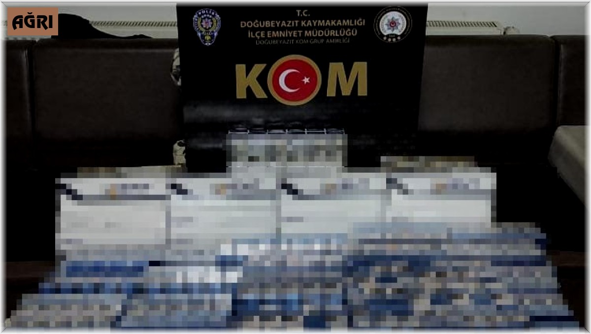 Çay paketleri içine gizlenmiş 3 bin 877 paket kaçak sigara ele geçirildi