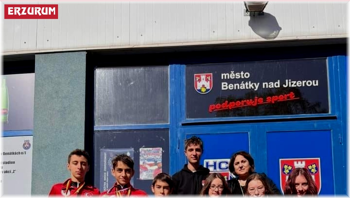 Çek Cumhuriyeti'nde Short Track Danubia -1 yarışmasında madalya yağmuru