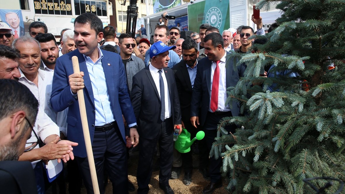 Çevre, Şehircilik ve İklim Değişikliği Bakanı Kurum, Bitlis'te konuştu: