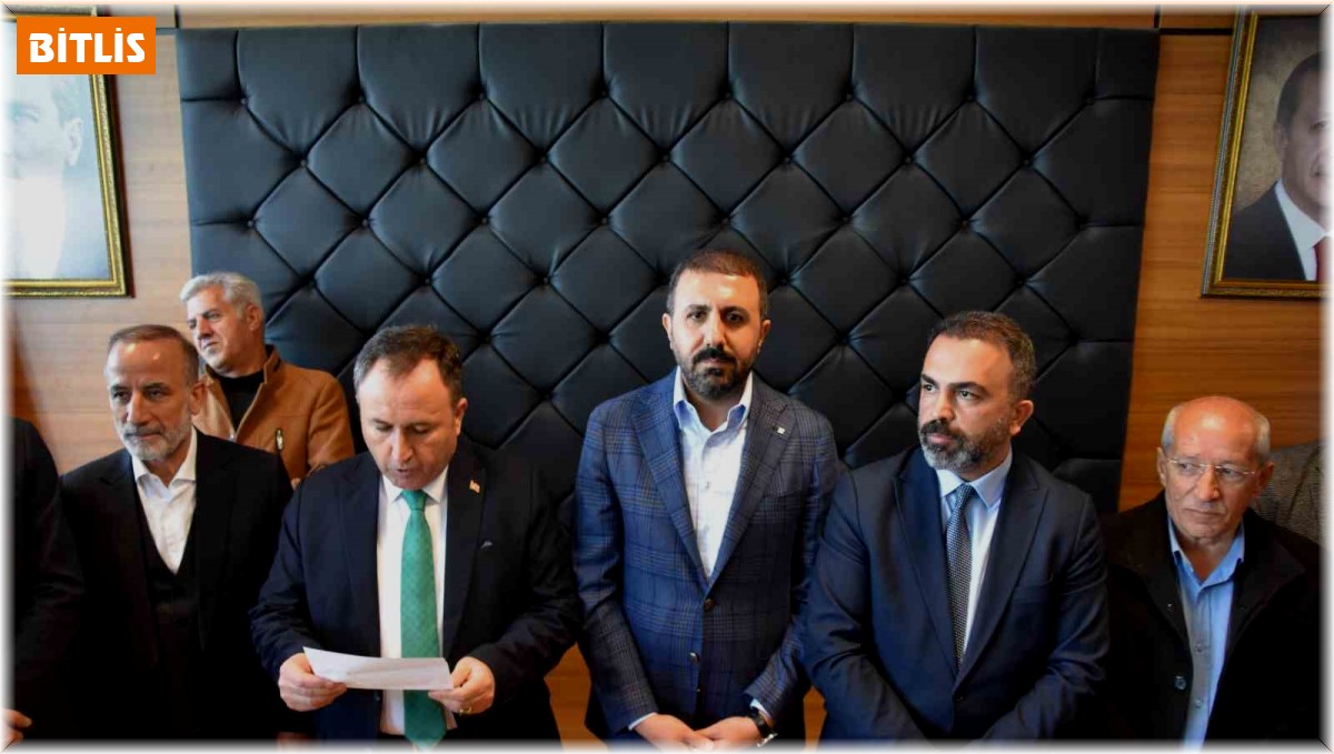 CHP Bitlis Belediye Başkan Adayı AK Parti'ye geçti