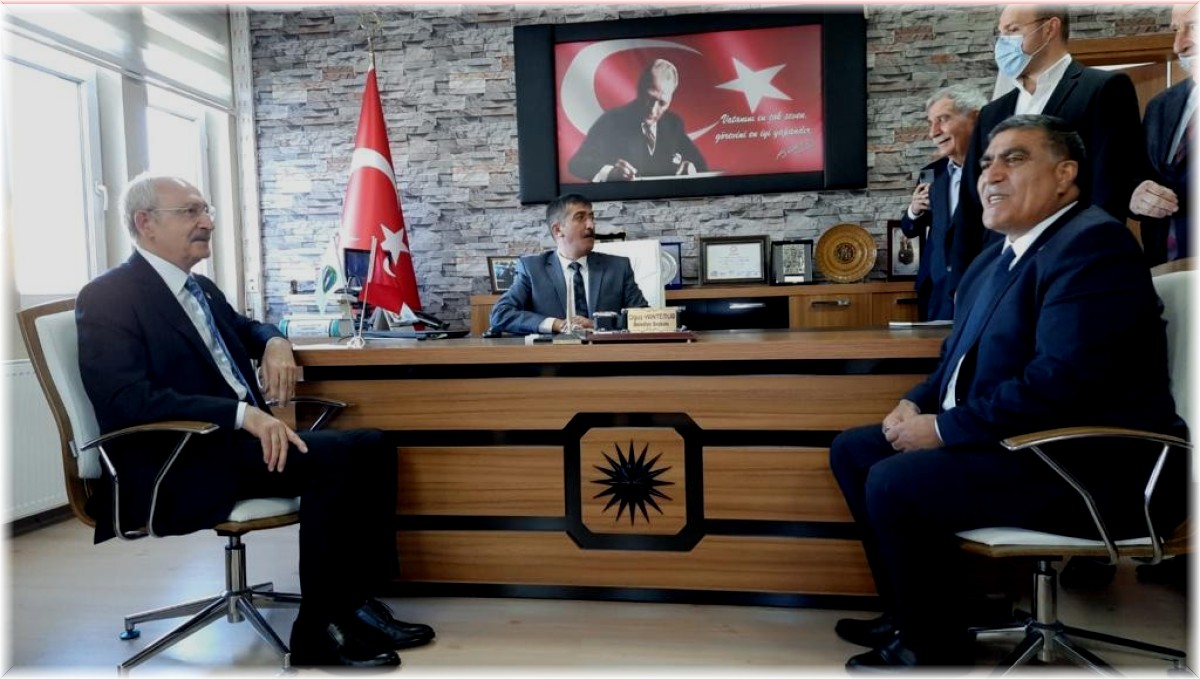 CHP Genel Başkanı Kemal Kılıçdaroğlu Kars'ta