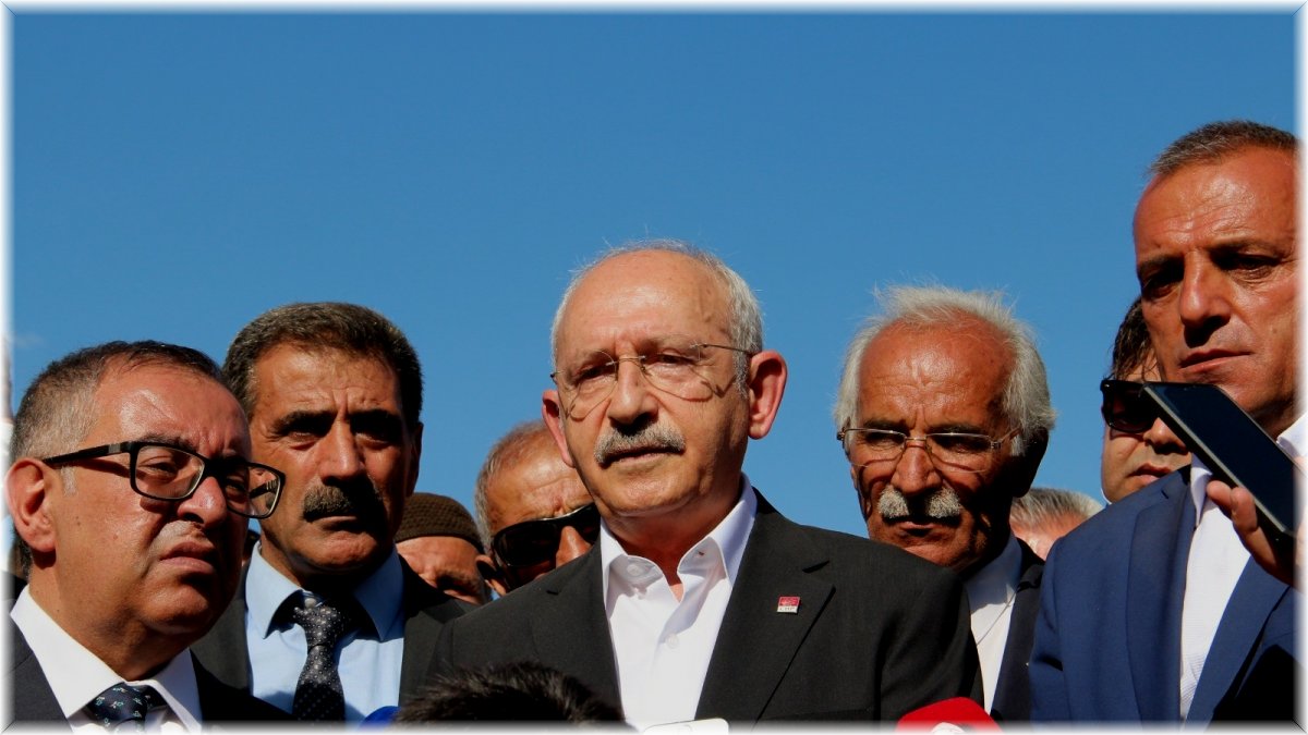 CHP Genel Başkanı Kılıçdaroğlu Van'daki sel bölgesinde