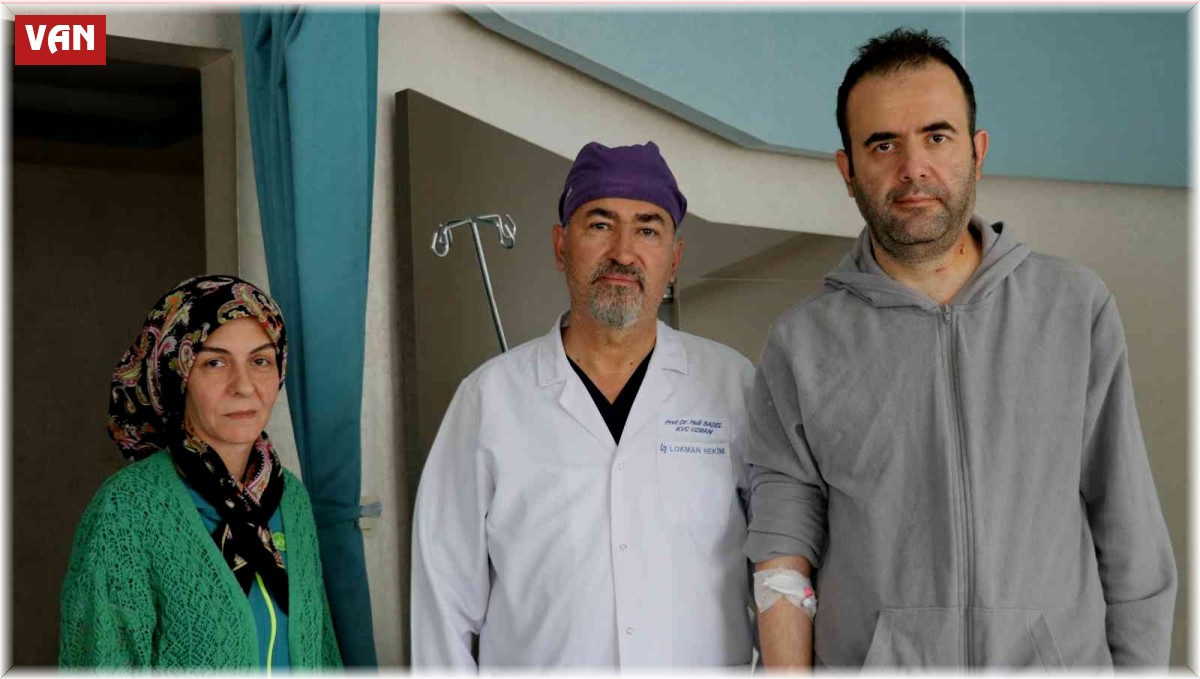 Çift taraflı glomus tümörü hastaları aynı gün gerçekleştirilen başarılı ameliyatla sağlığına kavuştu