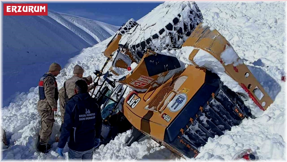 Çığ altında kalan operatör jandarma ekiplerince kurtarıldı