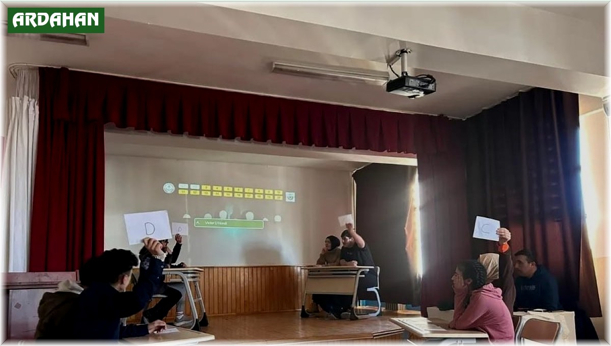 Çıldır'da öğrenciler bilgide yarıştı