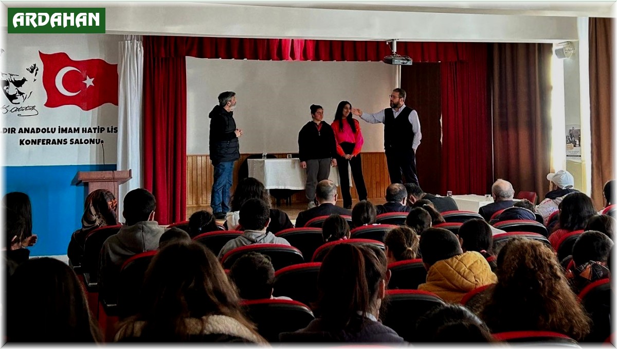 Çıldır'da öğrencilere destek