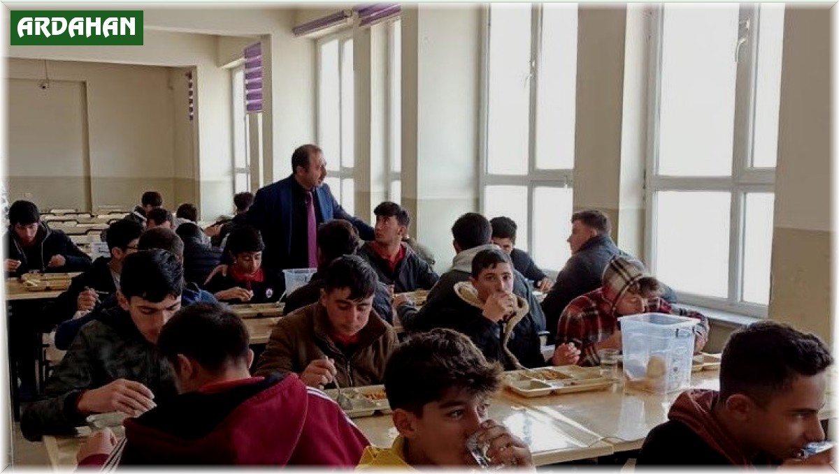 Çıldır'da öğrencilere yemek hizmeti verilecek