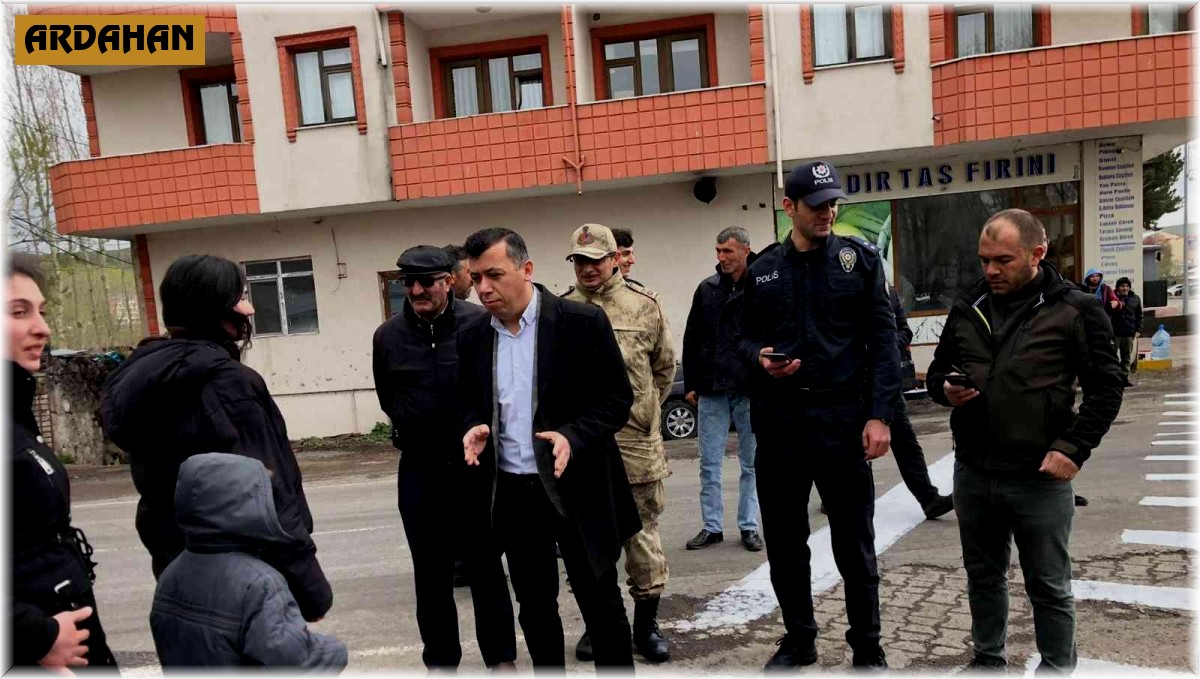 Çıldır'da trafikte 5 adım kuralı vatandaşlara anlatıldı