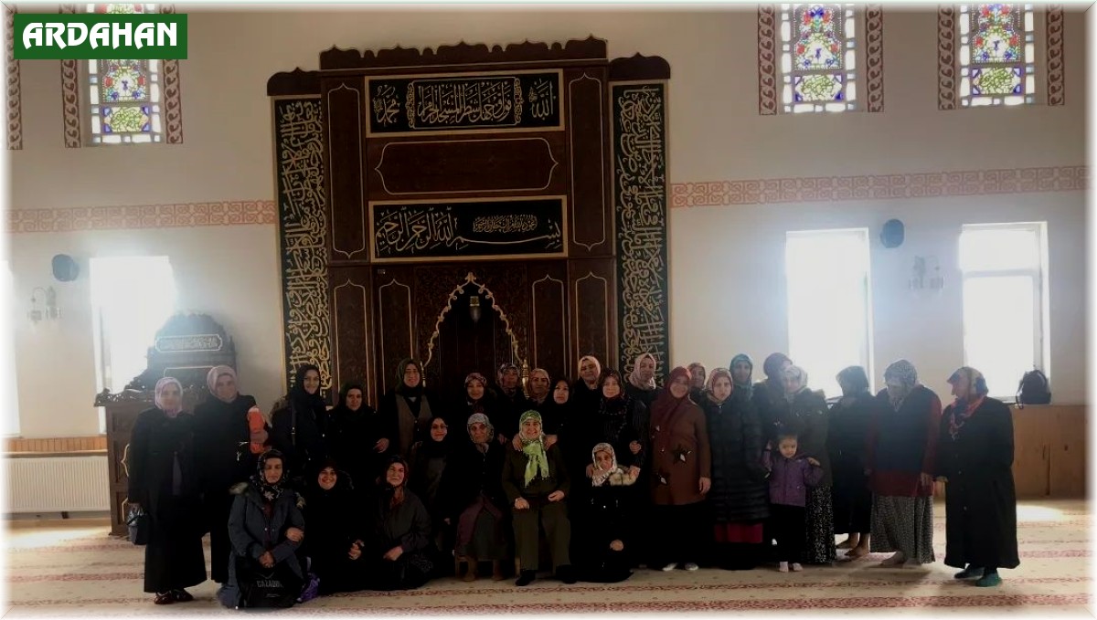 Çıldır kuran kursu öğrencilerine cuma namazı etkinliği