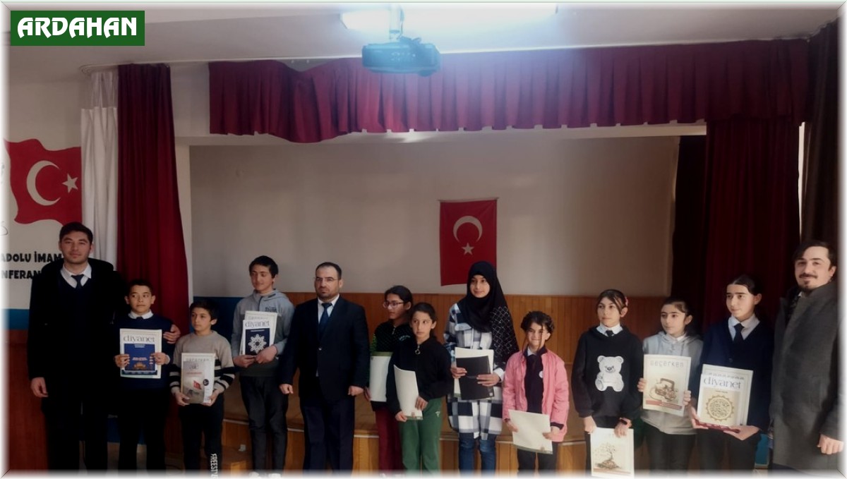 Çıldır Müftülüğünden Güzel Şiir Okuma Yarışması