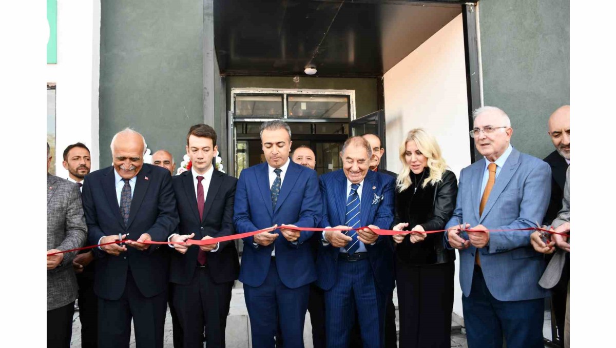 Çıldır Öğretmenevi hizmete açıldı