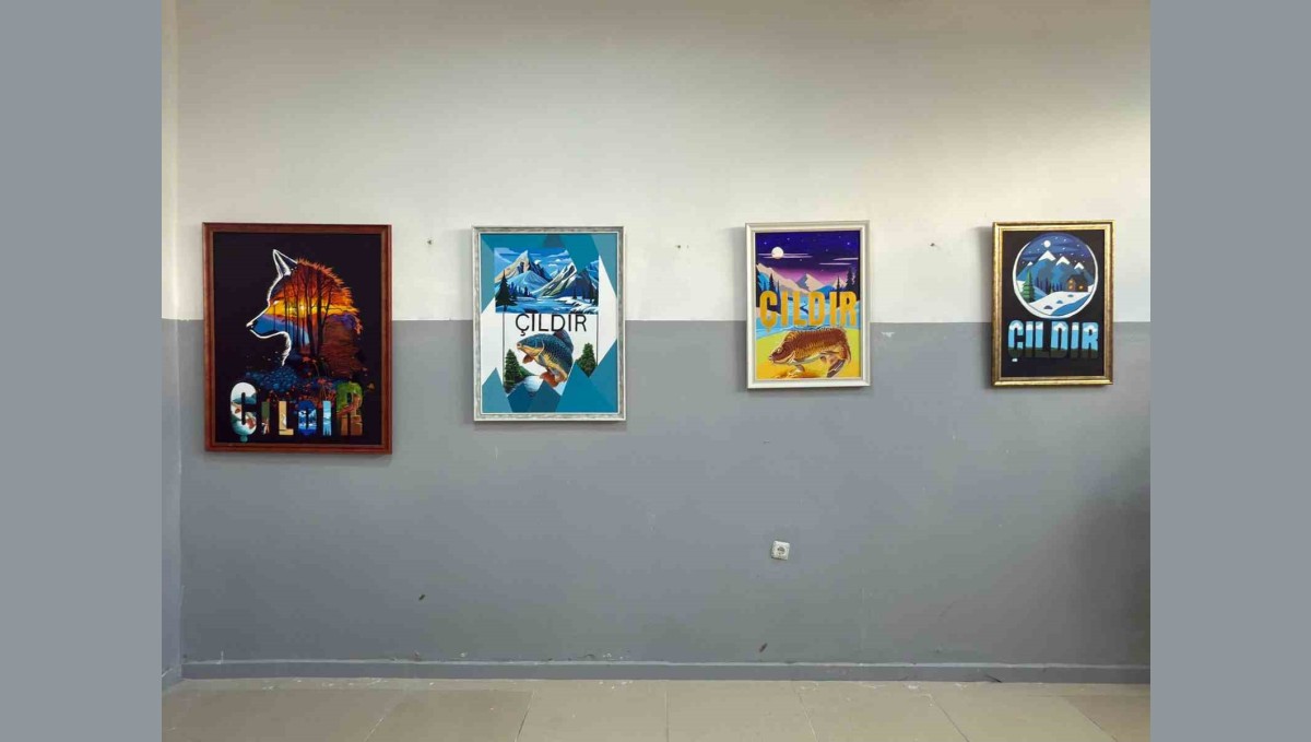 Çıldır Şehit Taner Karadeniz Ortaokulunda yılsonu sergisi