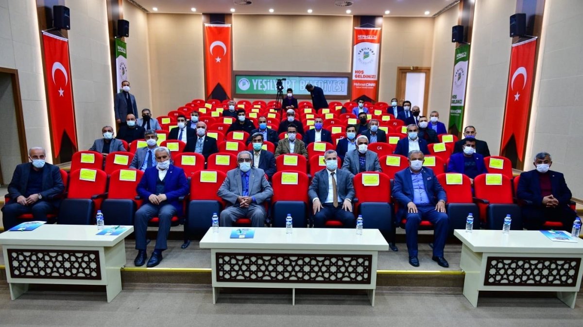 Çınar, 2.muhtarlar akademisinin açılış programına katıldı