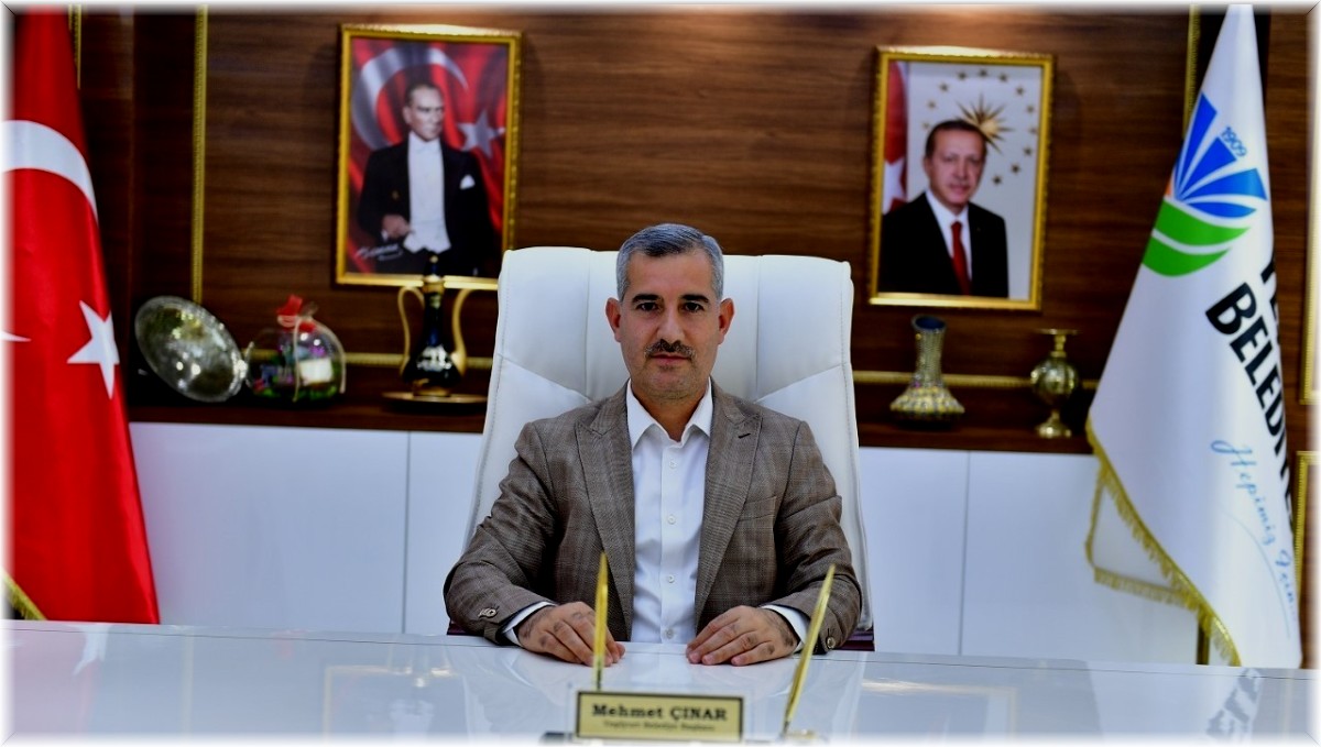 Çınar'dan Öğretmenler Günü mesajı