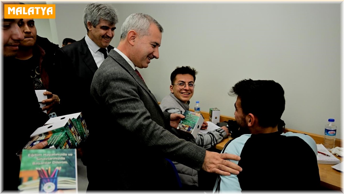 Çınar'dan sınava hazırlanan öğrencilere moral ziyareti