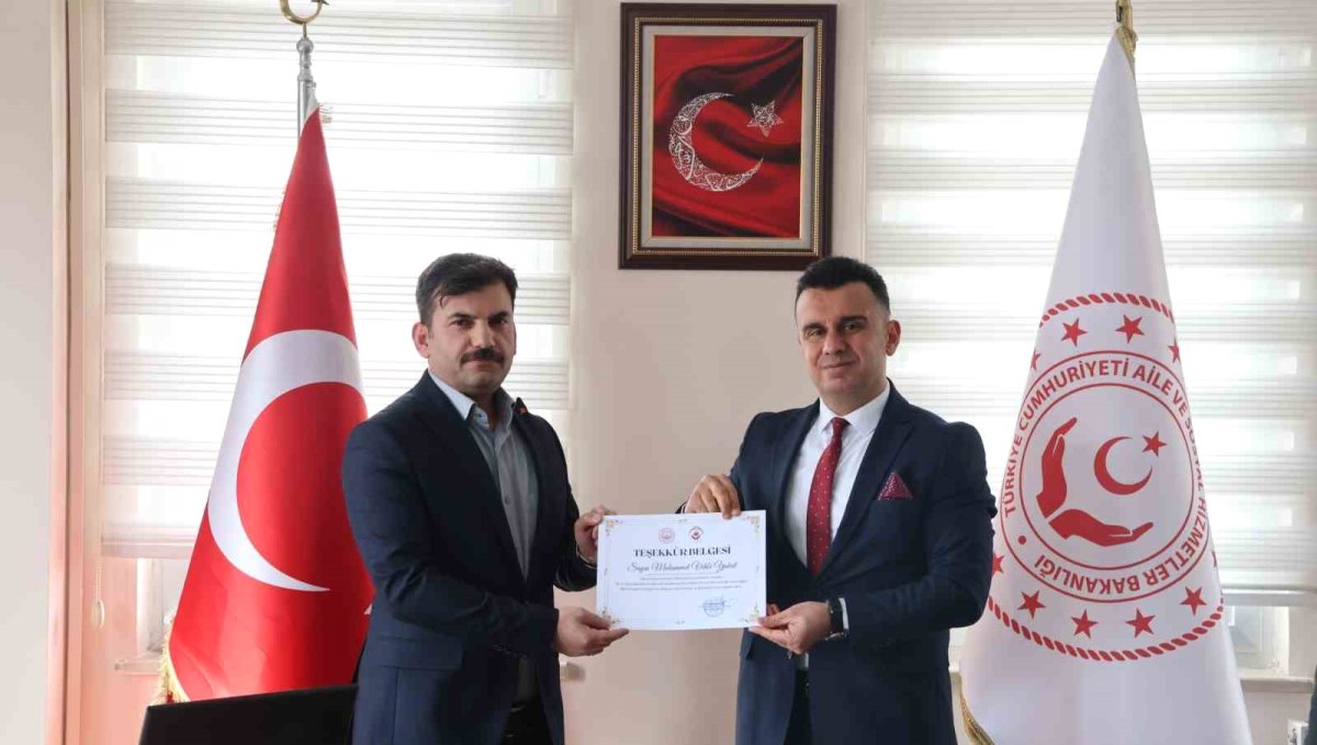 Çocuk hakları komitesi üyelerine dijital okuryazarlık ve akran zorbalığı ile mücadele eğitimi