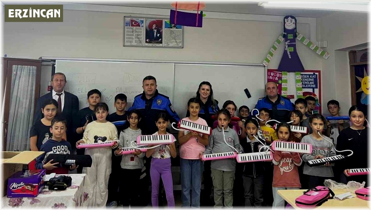 Çocuklar müzikle sosyalleşiyor