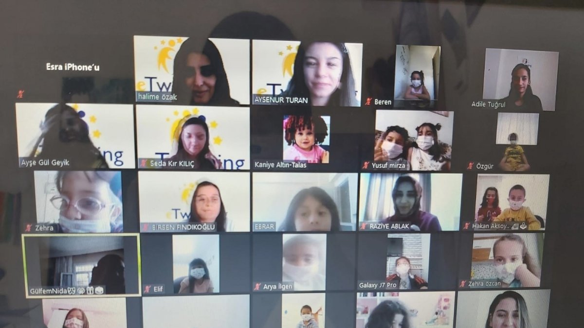 Çocuklar, "Oyun hayattır" projesiyle geleneksel oyunları hatırladı