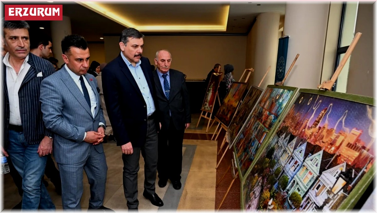 Çocuklar sanatlarını sergiledi