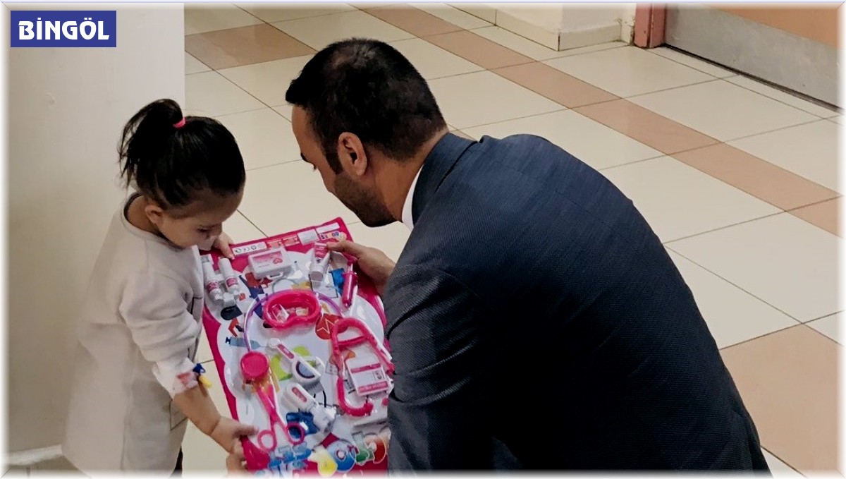 Çocuklara oyuncaklı sürpriz