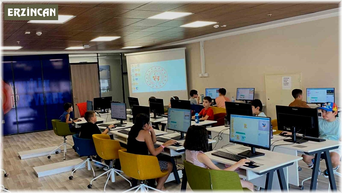 Çocuklara "Temel Robotik ve Kodlama Eğitimi" veriliyor