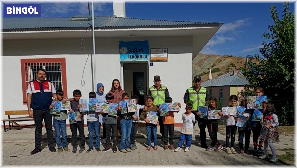Çocuklara trafik eğitimi verildi