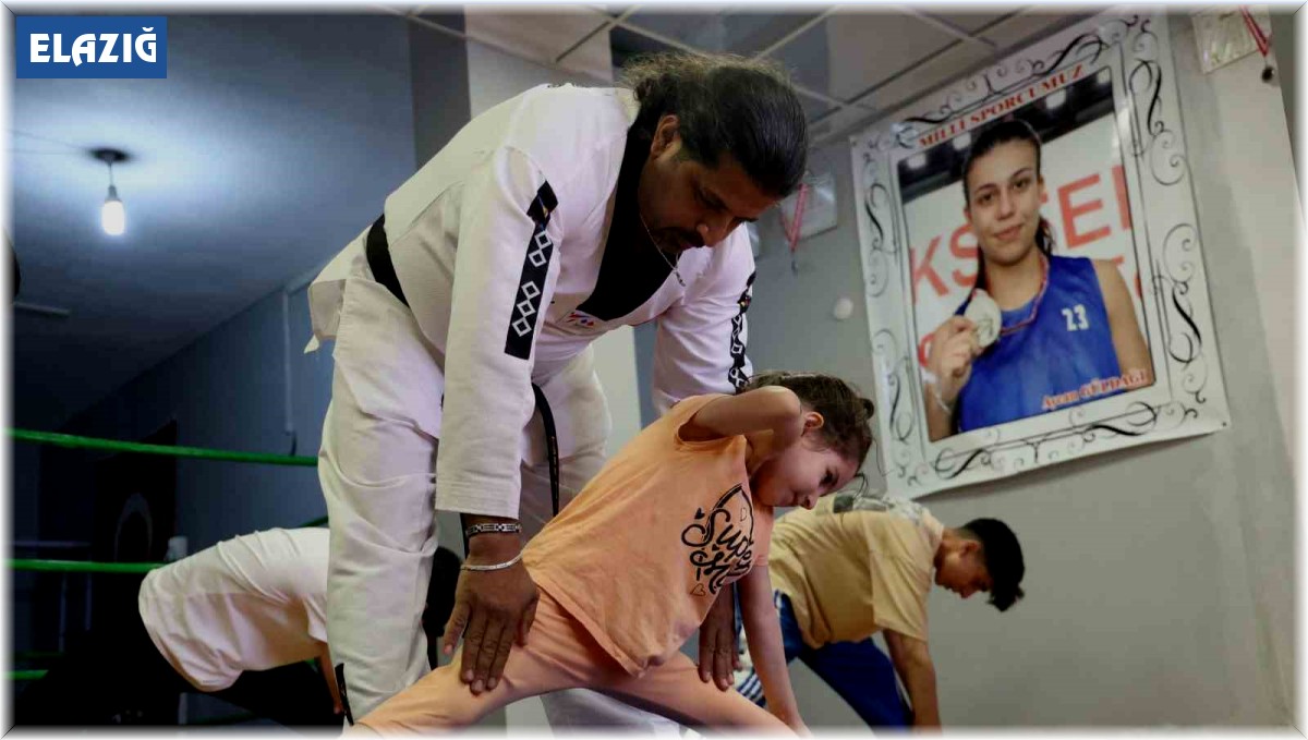 Çocukları kötü alışkanlıklardan uzak tutmak için ücretsiz eğitimler veriyor