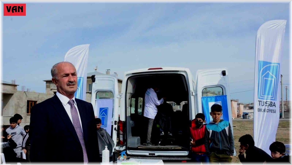 Çocukların bayram tıraşı Tuşba Belediyesinden