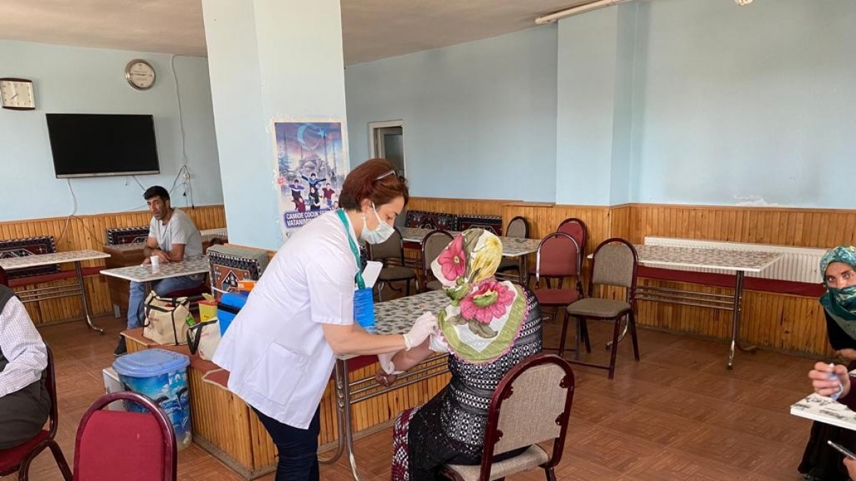 Covid-19 aşılma çalışmaları sürüyor