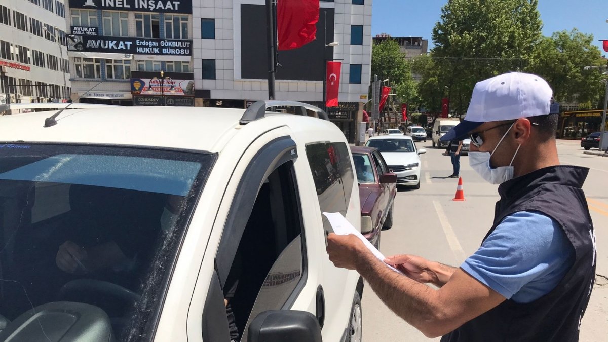 Covid-19 kurallarına uymayanlar polisten kaçamadı