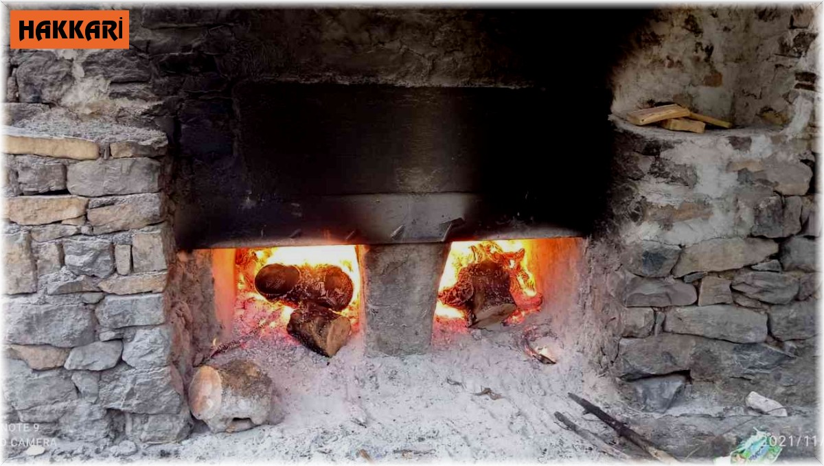 Çukurca'da organik tahin üretimi