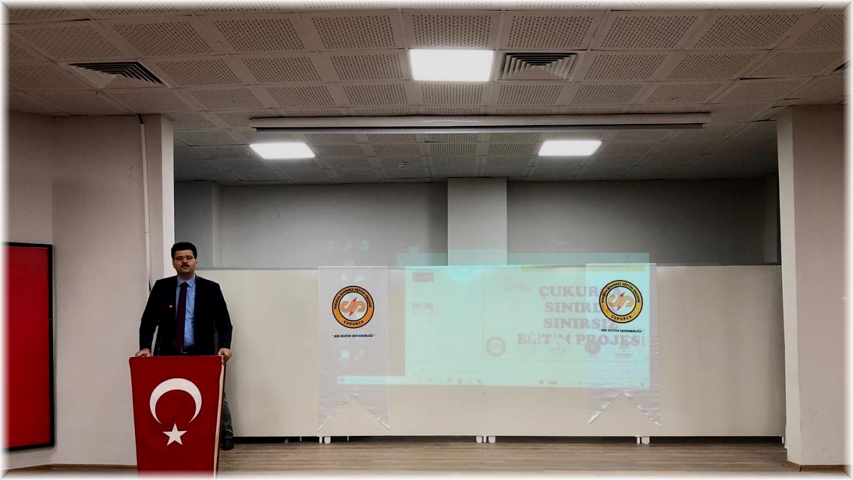 Çukurca'da 'Sınırda Sınırsız Eğitim' toplantısı