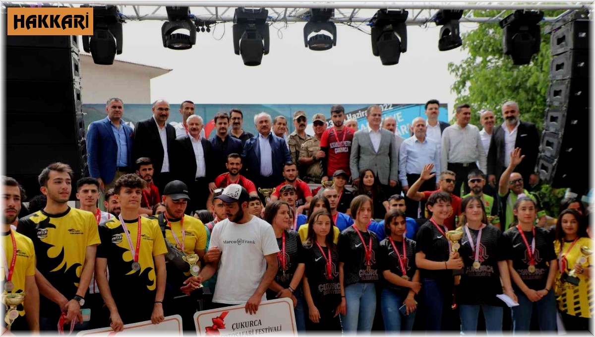 Çukurca festivalinde ödül töreni