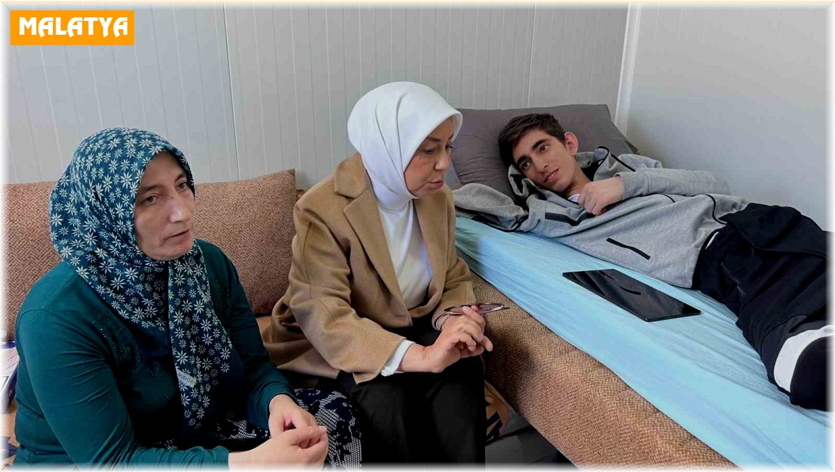 Cumhurbaşkanı Erdoğan'dan depremzede Ömer için protez kol ve bacak talimatı