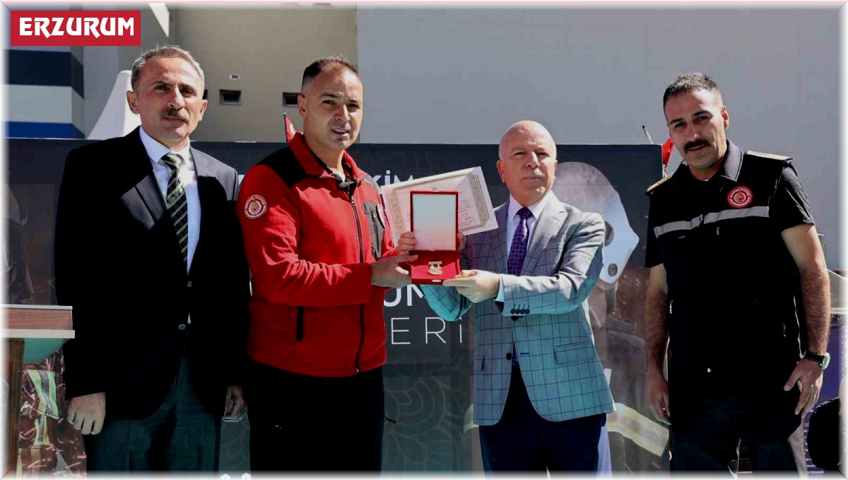 Cumhurbaşkanı Erdoğan'dan Erzurum İtfaiyesine Üstün Başarı Ödülü