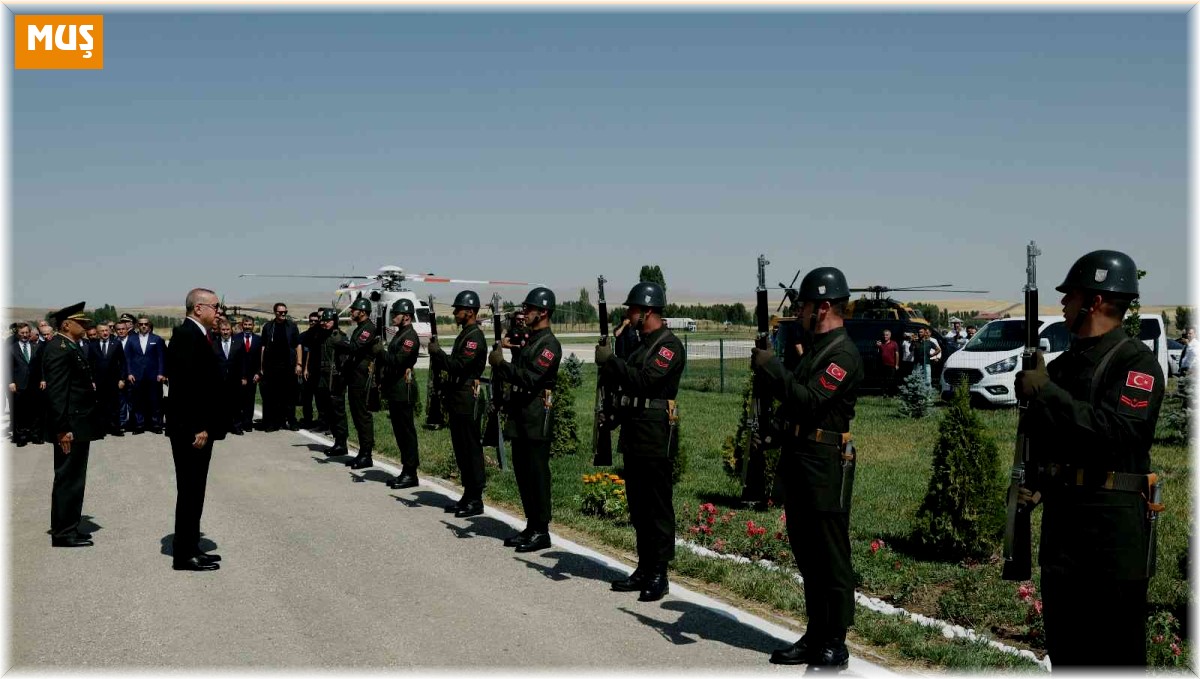 Cumhurbaşkanı Erdoğan: "Vatanımızı bölmeye, devletimizi yıkmaya çalışan hiç kimsenin gözünün yaşına bakmayız"