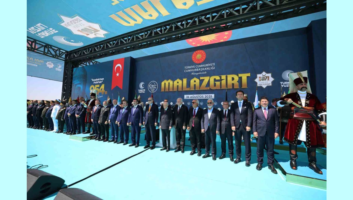 Cumhurbaşkanı Erdoğan: "Yönünü Ankara'ya ve Şam'a dönenler kazanacak"