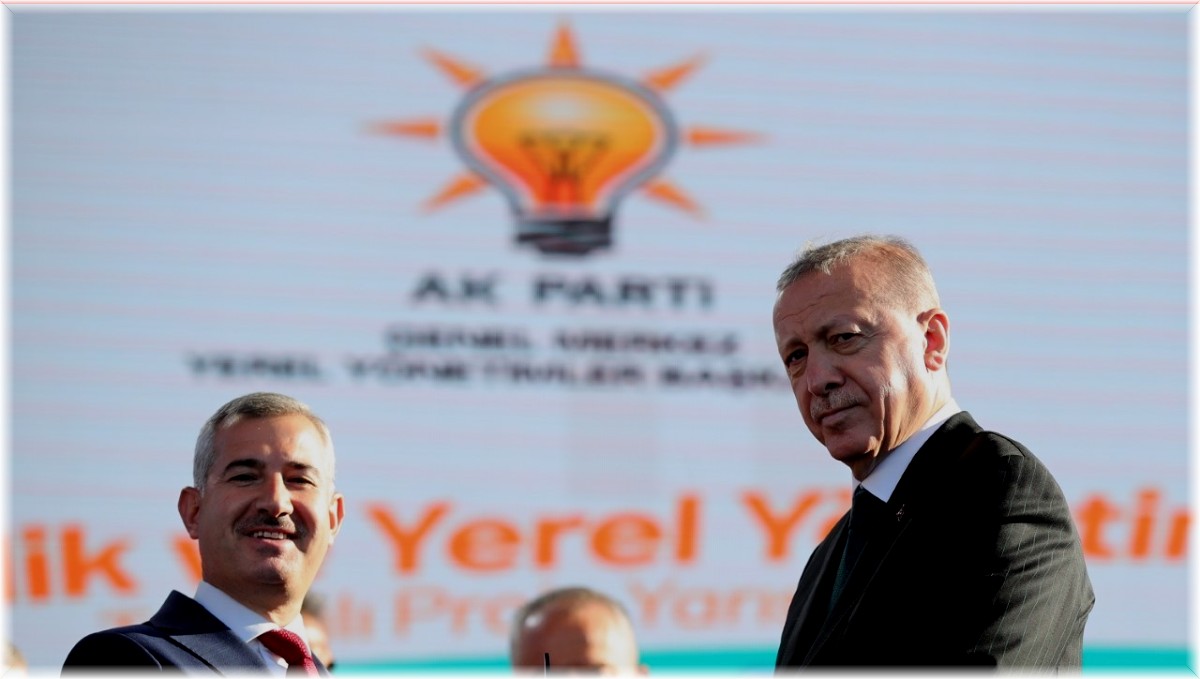 Cumhurbaşkanı Eroğan'dan Başkan Çınar'a ödül