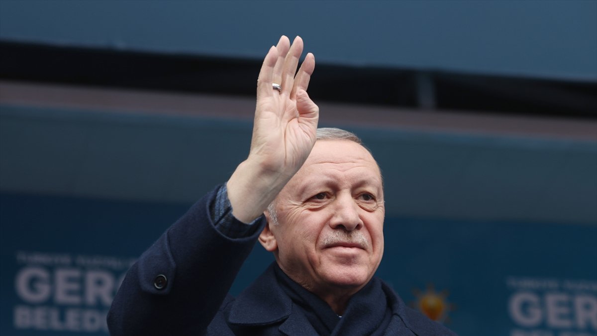 Cumhurbaşkanı ve AK Parti Genel Başkanı Erdoğan partisinin Ağrı mitinginde konuştu: (1)