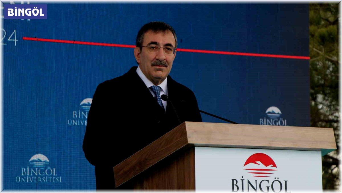 Cumhurbaşkanı Yardımcısı Yılmaz: "Bingöl Üniversitesi arı ve arı ürünleri alanında ihtisaslaşan, uzmanlaşan tek üniversitemizdir"