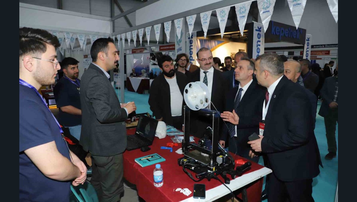 Cumhurbaşkanı Yardımcısı Yılmaz'dan Atatürk Üniversitesi vurgusu