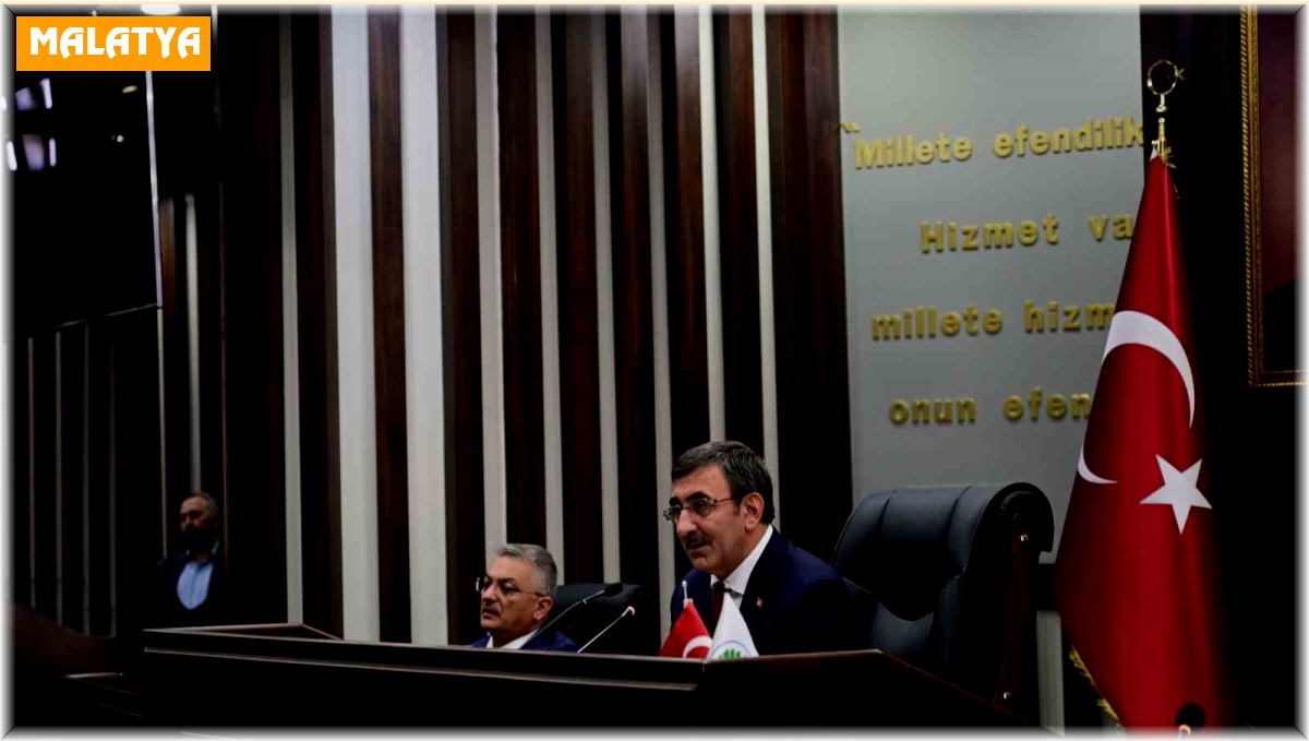 Cumhurbaşkanı Yardımcısı Yılmaz: "Deprem bölgesinde yaraların sarılması için 3 trilyon liradan fazla para harcanacak"