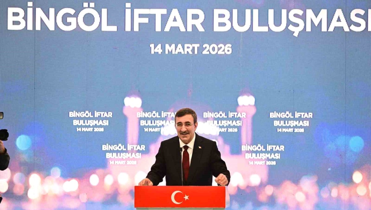 Cumhurbaşkanı Yardımcısı Yılmaz: "Savaşlardan uzaklaşılması yönünde her türlü gayreti sarf ederken bir taraftan da iç cephemizi kuvvetlendirmeliyiz"